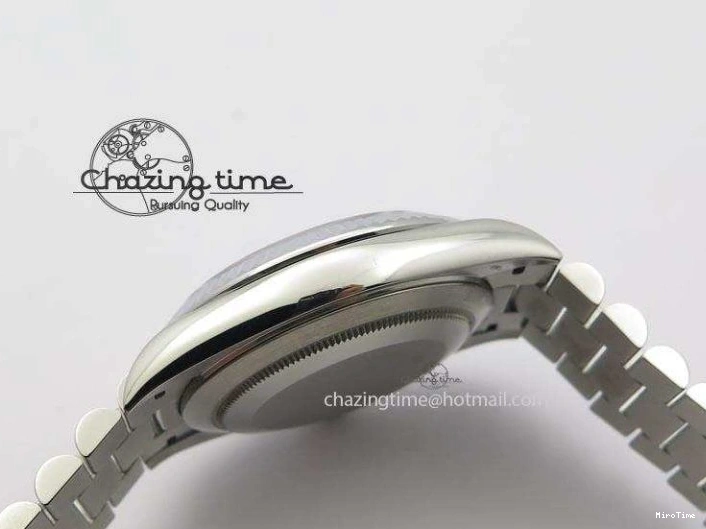 MiroTime 0508 Stretchable DayDate 40mm BP-Maker 228206 SS Green Roman Dial (Fluted Bezel) On SS Bracelet ETA 3904